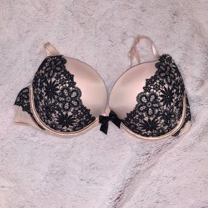 Victoria’s Secret Push-Up Bra 36D Nude Pink